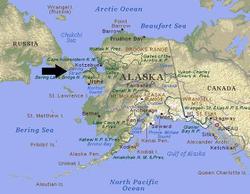 На краю России можно встретить Новый год дважды. В Беринговом проливе, между Чукоткой и Аляской, расположены два скалистых Острова Диомида. Большой Диомид (или остров Ратманова) принадлежит России, а 