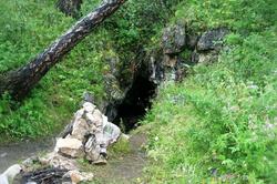 Кашкулакская пещера – одна из самых страшных аномальных зон всего мира.
Людей всегда интересовали различные аномальные зоны, которые никак не складываются с привычными земными законами. Одна из таковы