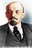 Ленин полагал, что госслужащий не должен получать больше простого рабочего. Всем высшим служащим Совнаркома была установлена зарплата в 500 рублей в месяц (при средней зарплате рабочего в 1917 года 45
