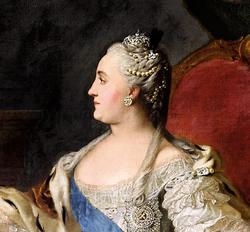 Екатерина II, для которой русский язык не являлся первым, делала четыре ошибки в слове из трёх букв. Вместо «ещё» она писала «исчо». Она прожила в России более пятидесяти лет, все это время говорила и
