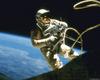 Космонавт Алексей Архипович Леонов 18 марта 1965 года впервые в истории совершил выход в открытый космос в рамках программы полета космического корабля «Восход-2″. В открытом космосе Леонов находился 