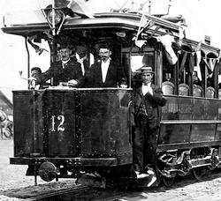 Астраханский трамвай был открыт 24 июня 1900, раньше, чем в Астрахань пришла железная дорога. Закрыт он был 25 июля 2007 года.
