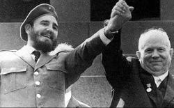 27 апреля 1963 года в Москву впервые прибыл чрезвычайно популярный в СССР лидер Кубинской революции Фидель Кастро Рус. С острова Свободы он вылетел тайно, поскольку нельзя было исключить возможность «
