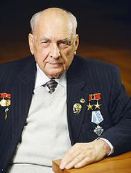 Генеральный конструктор стратегических атомных подлодок ЦКБ "Рубин" Ковалев Сергей Никитич скончался в Петербурге на 92-м году жизни. С 1958 года возглавил работы по созданию атомной подводной лодки п